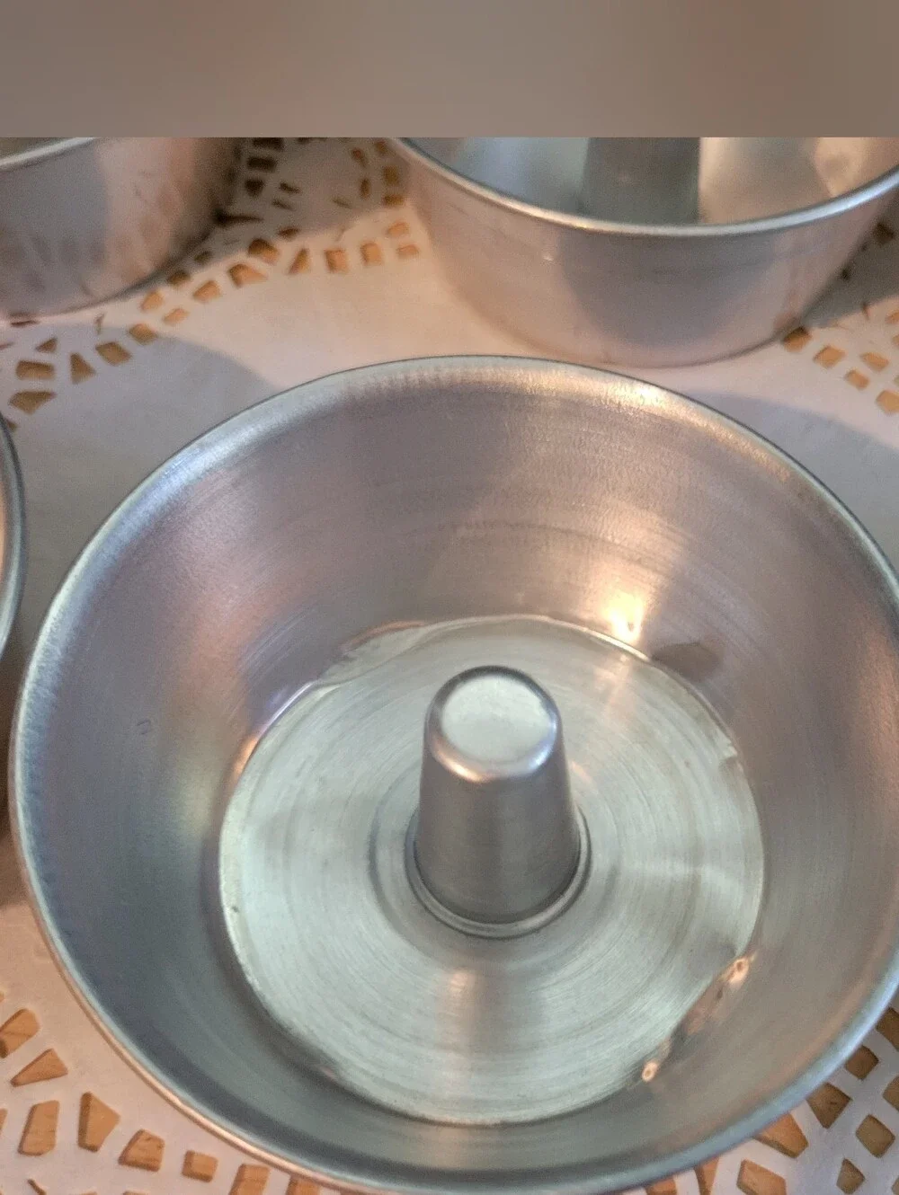 Aluminum Ring Mold Set - Silver Angel Food Baking Cups (6-Pack) Mini Bundt Pan